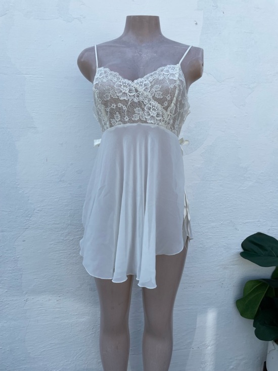 Victoria's Secret Other - Victoria's Secret Ivory Lace & Chiffon Babydoll Chemise